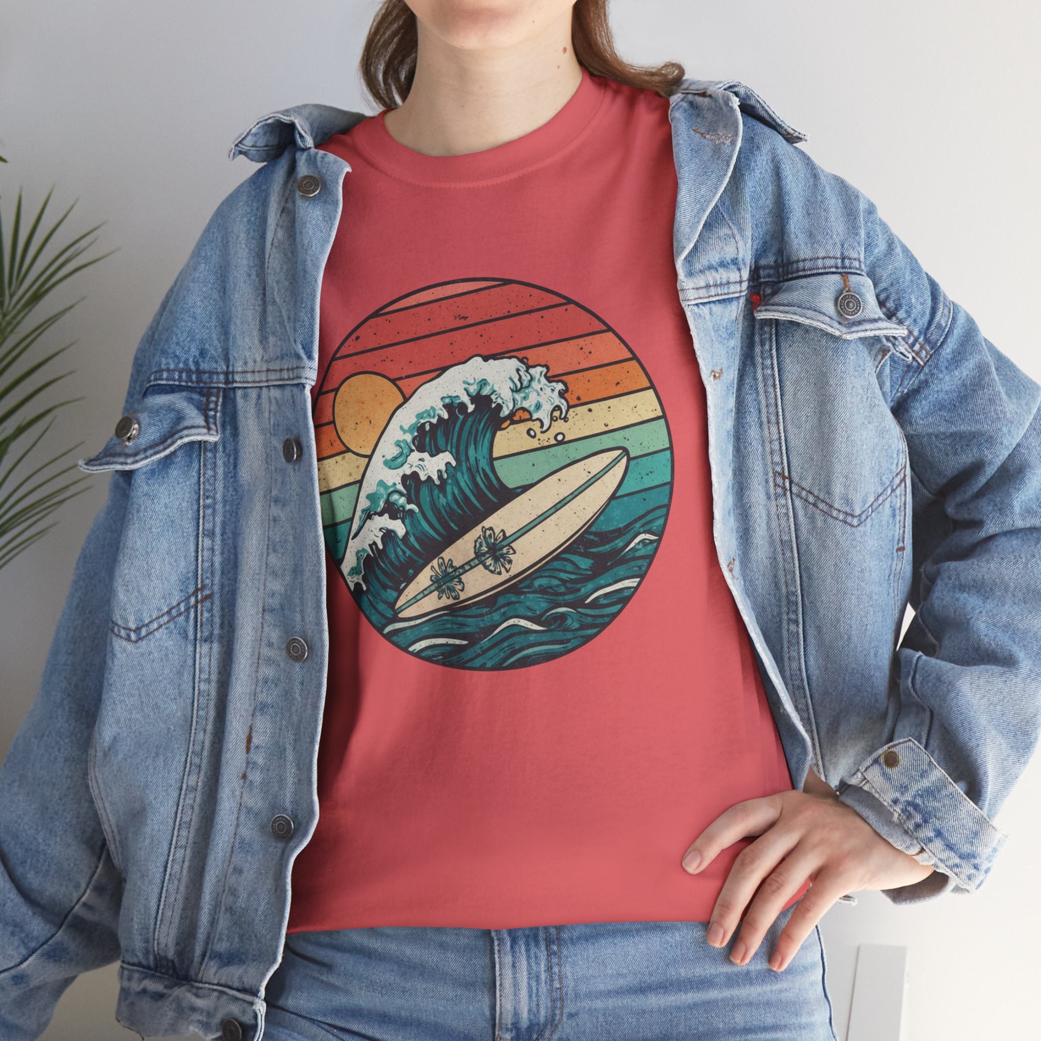 Retro Surf Wave T-Shirt — Vintage Sunset Surfboard Design