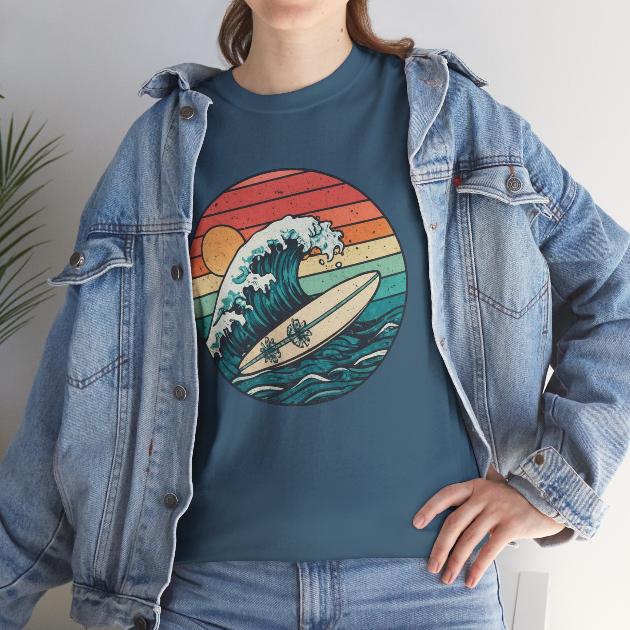Retro Surf Wave T-Shirt — Vintage Sunset Surfboard Design